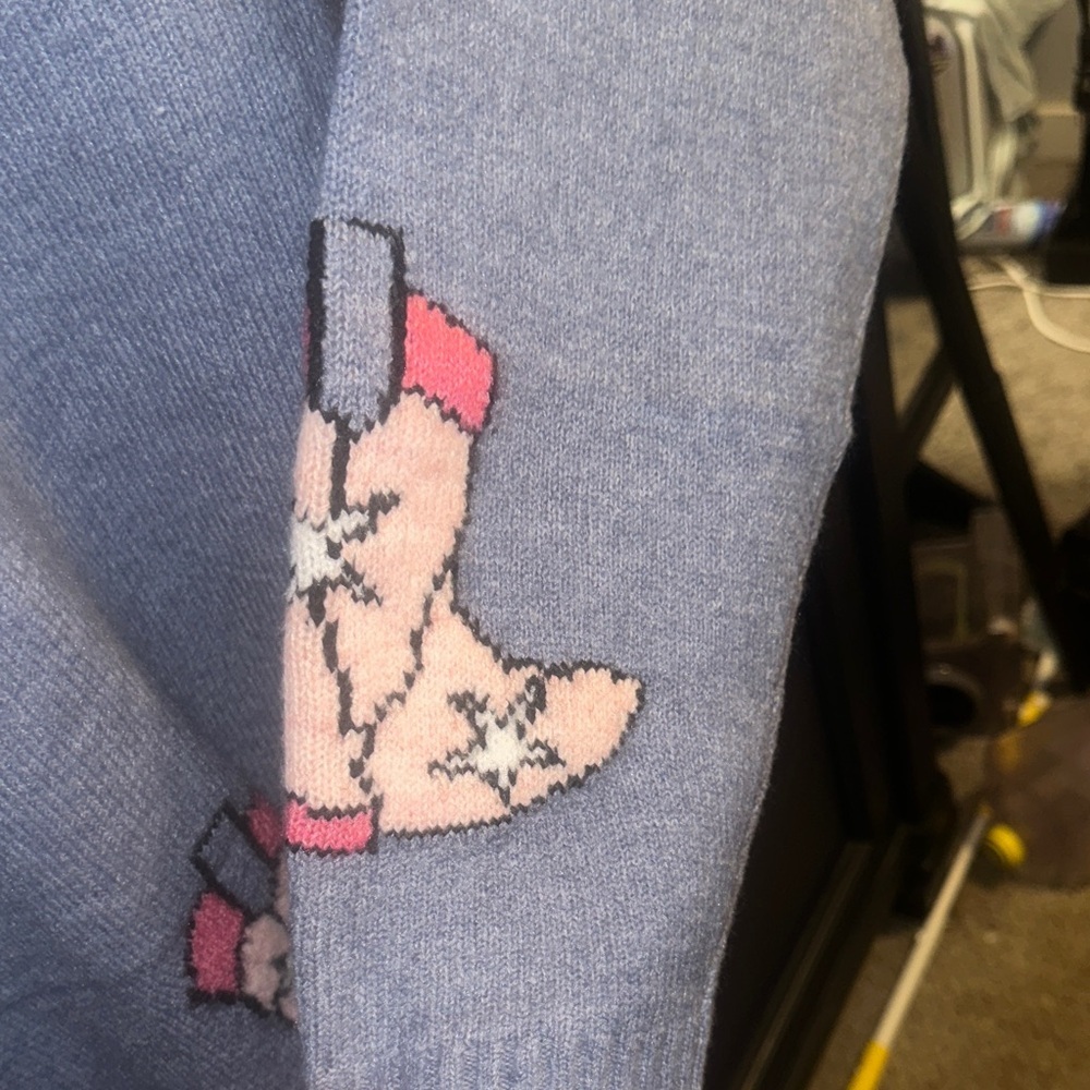 Fantastic Fawn Med Blue/Grey Sweater with Pink Cowboy Boot Design - Picture 5 of 7